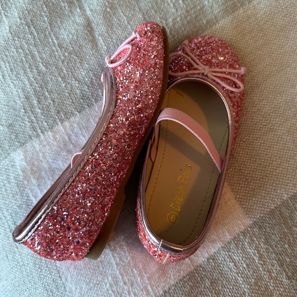 Dream Pairs Other - DREAM PAIRS Girl's Toddler size 9 Mary Jane Glitter Ballerina Flat